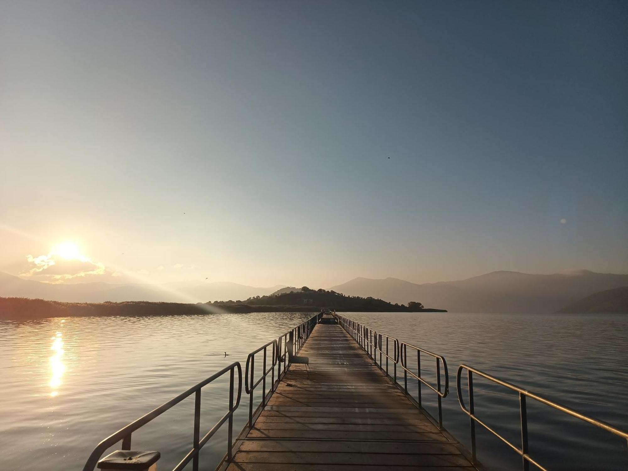Hotel Agios Achillios Zewnętrze zdjęcie